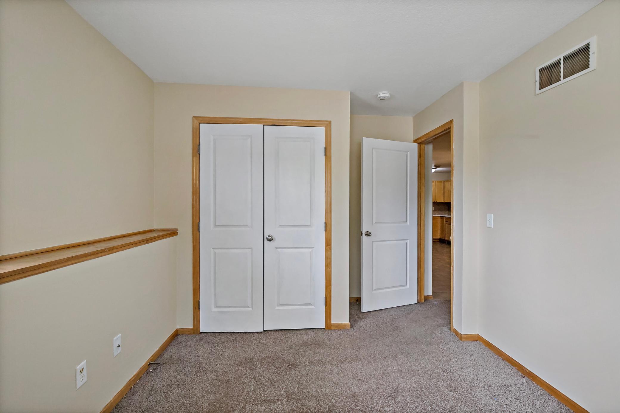 1599 Rice Street St. Paul, MN 55117 - Photo 11 of 19