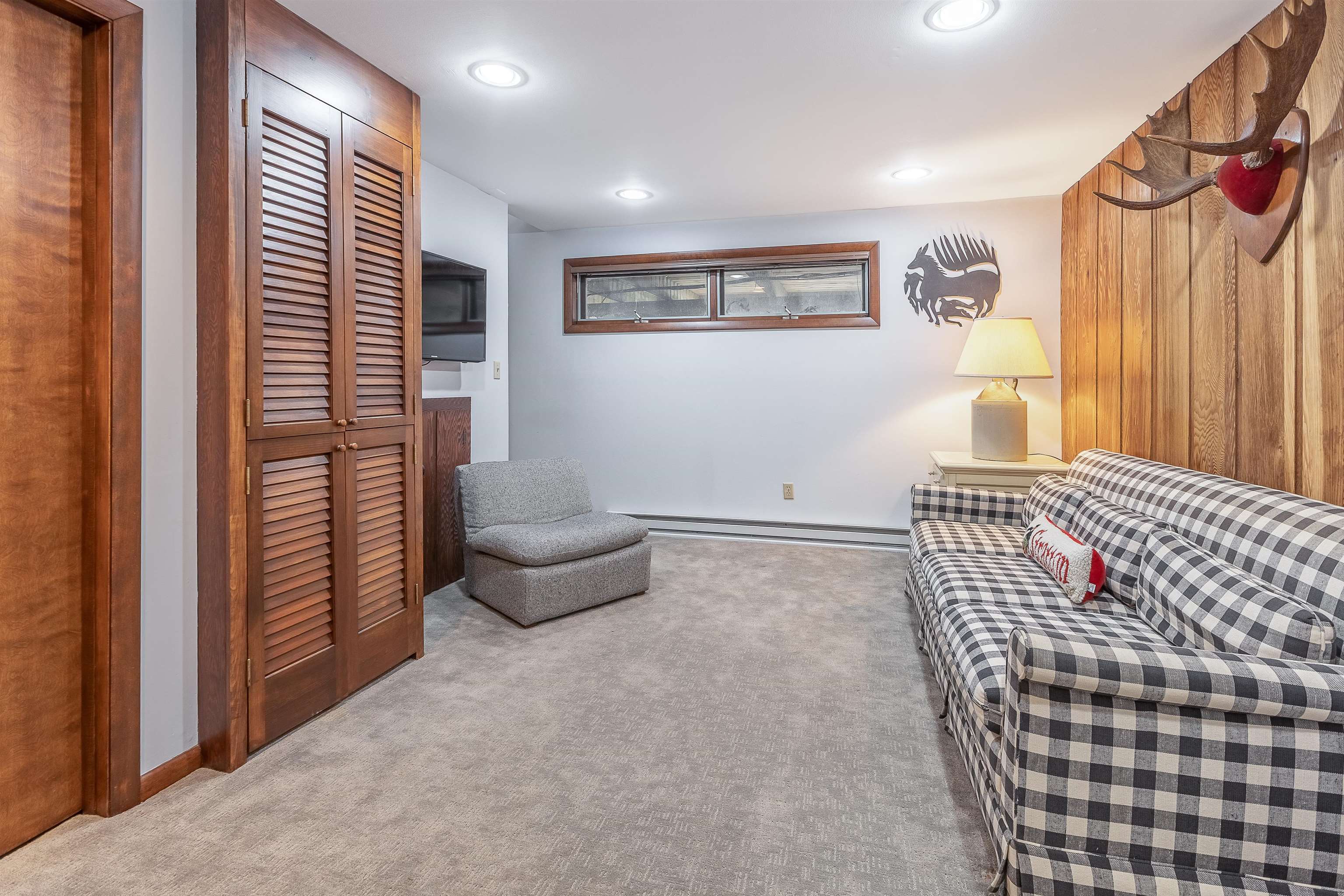 137 Quarter Mile Road, Unit 3 Stratton, VT 05155 - Photo 8 of 31 Gallery Image 8