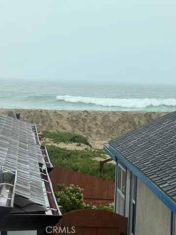 $3,100 | 16765 1/2 South Pacific Avenue, Huntington Beach, CA 90742