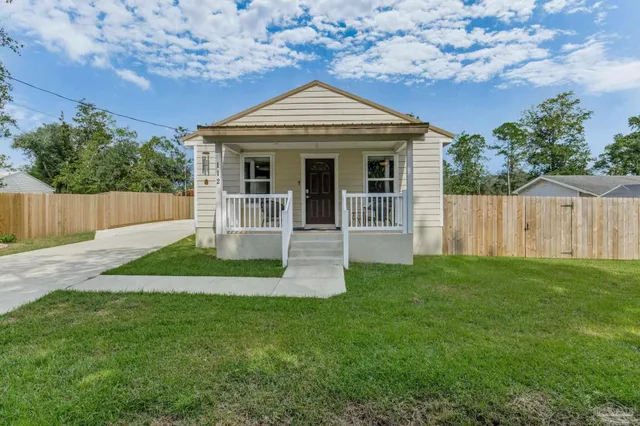 $279,900 | 112 Waycross Avenue, Pensacola, FL 32507