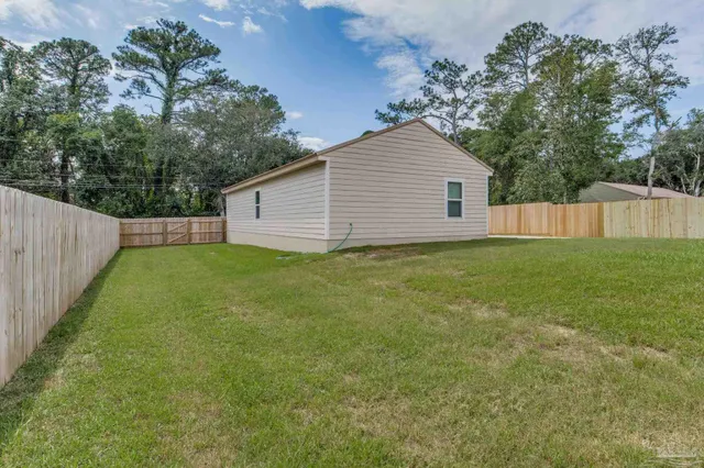 $279,900 | 112 Waycross Avenue, Pensacola, FL 32507