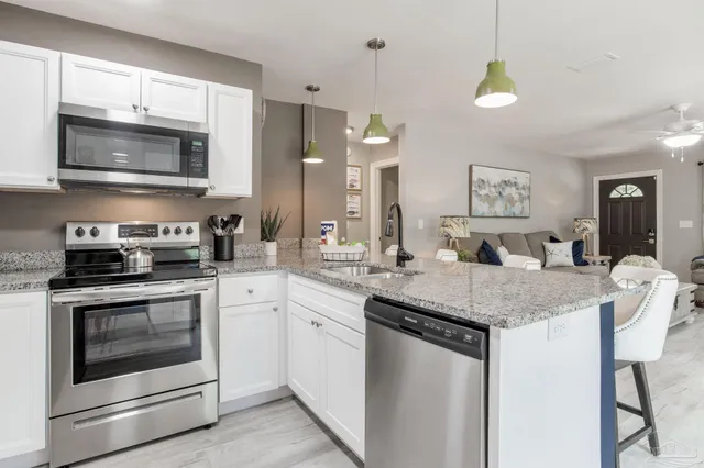 $279,900 | 112 Waycross Avenue, Pensacola, FL 32507