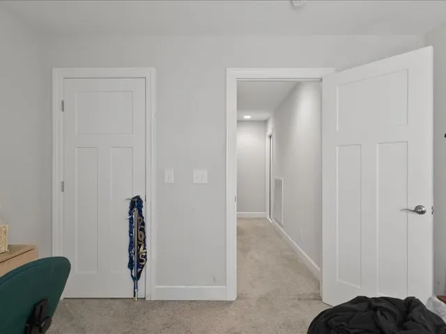 a view of a livingroom with furniture
