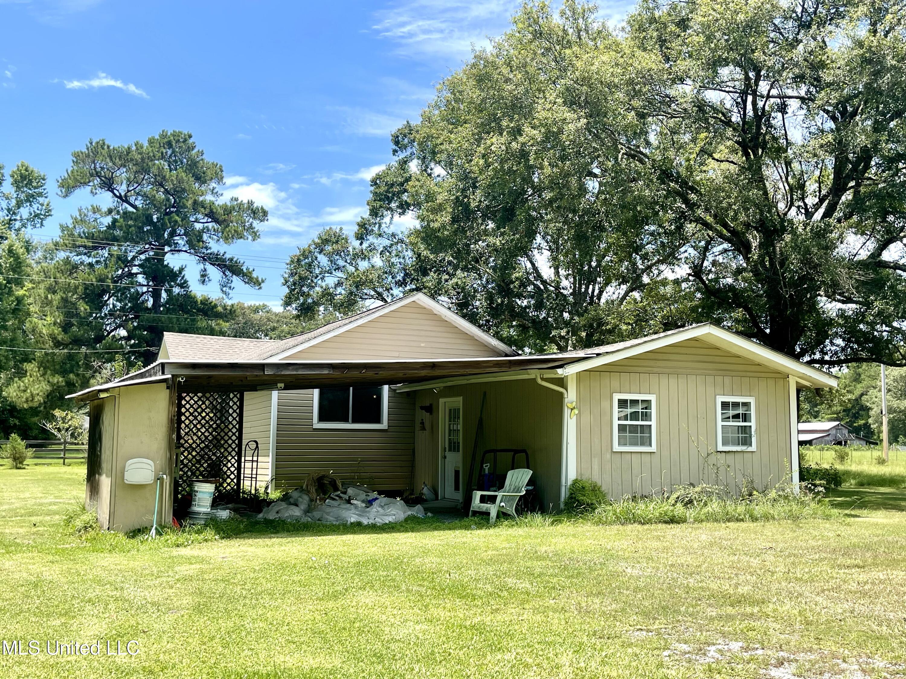 222 Otis Stewart Road, Unit A Picayune, MS 39466 - Photo 34 of 35 E88BD3A0-EF3E-4D0F-9B91-8218B4B6E874