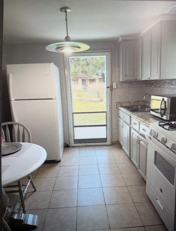 2725 Sample Street Kissimmee, FL 34744 - Photo 4 of 8