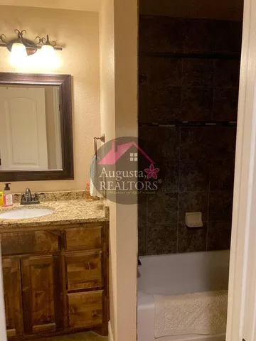 $2,100 | 117 County Road 337, Tuscola, TX 79562