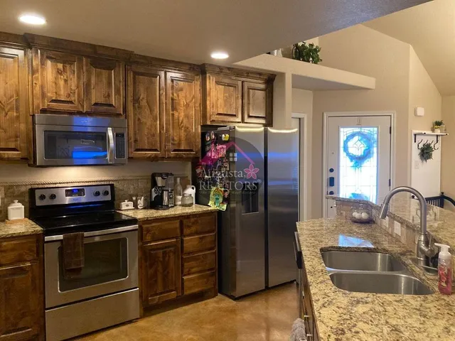 $2,100 | 117 County Road 337, Tuscola, TX 79562