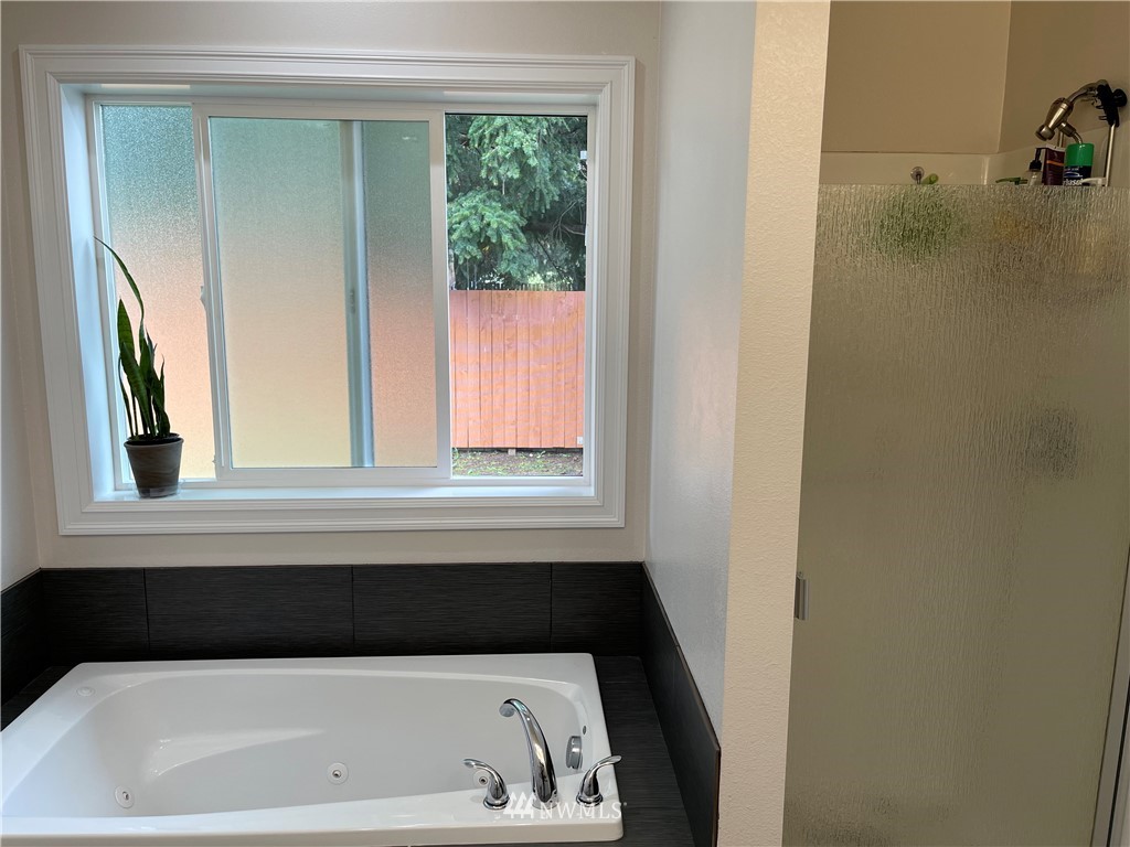3712 Russell Road Centralia, WA 98531 - Photo 31 of 38 Gallery Image 31