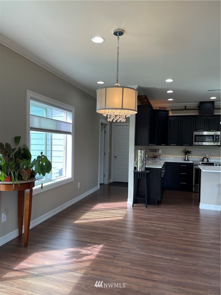 3712 Russell Road Centralia, WA 98531 - Photo 8 of 38 Gallery Image 8