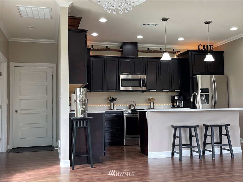 3712 Russell Road Centralia, WA 98531 - Photo 10 of 38 Gallery Image 10