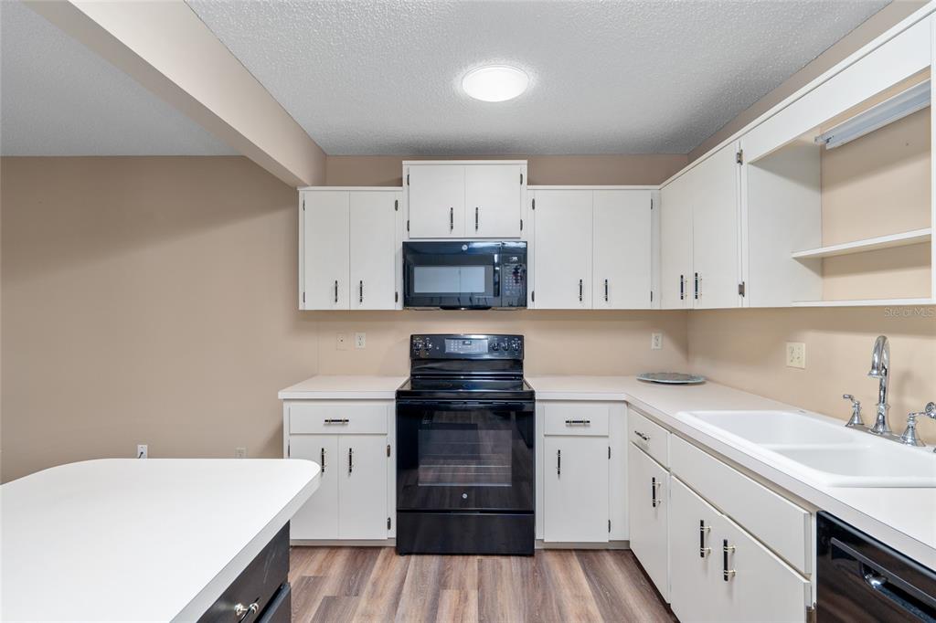 8891 Southwest 96th Lane, Unit A Ocala, FL 34481 - Photo 15 of 37