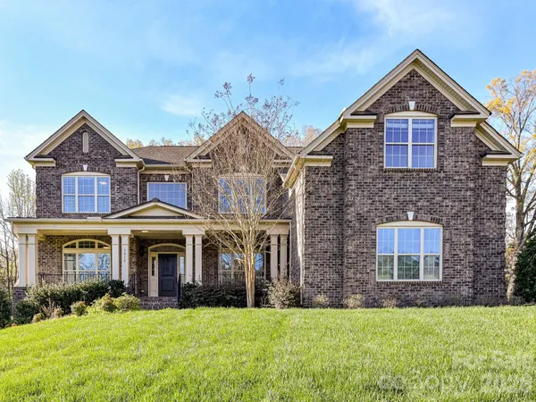 $1,400,000 | 1012 Golden Bell Drive, Waxhaw, NC 28173