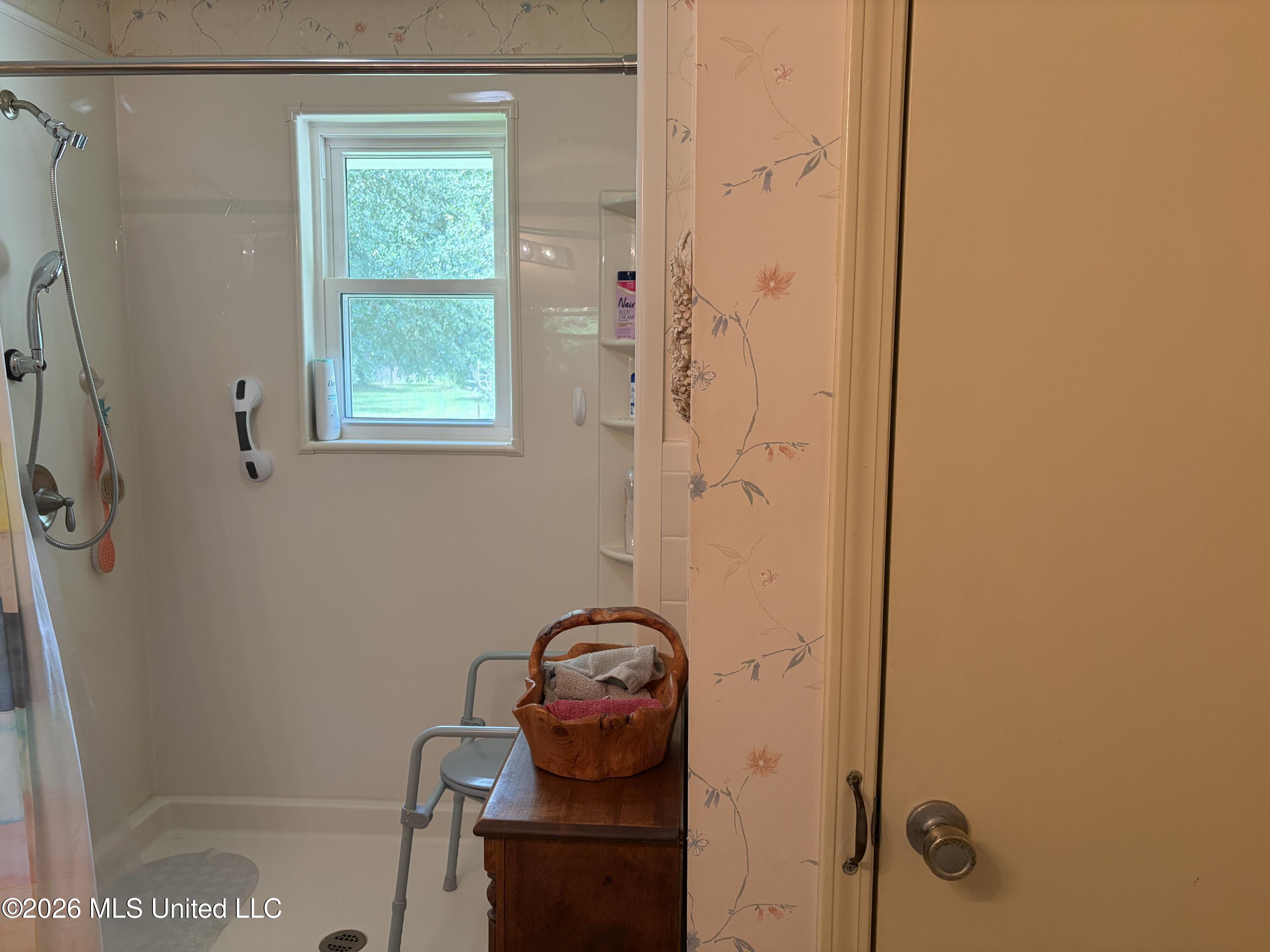20116 F Ladner Road Saucier, MS 39574 - Photo 19 of 38 Master Bathroom