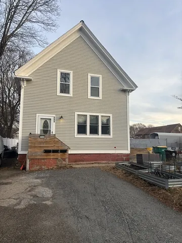 $1,750 | 111 Division Street, Unit 2, North Attleboro, MA 02760