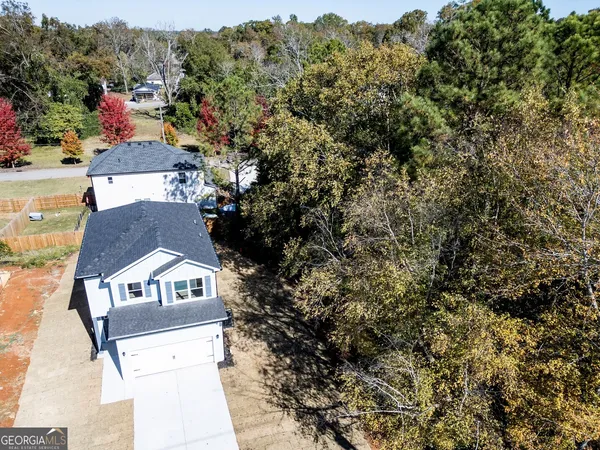 an aerial view of multiple house