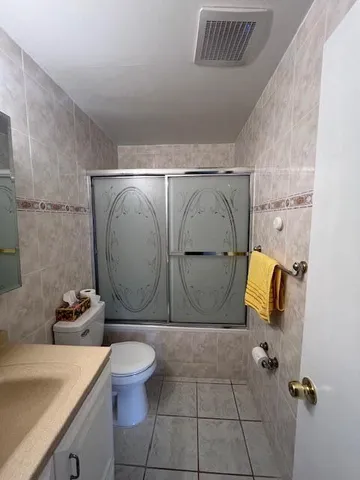 a room with a walk in closet