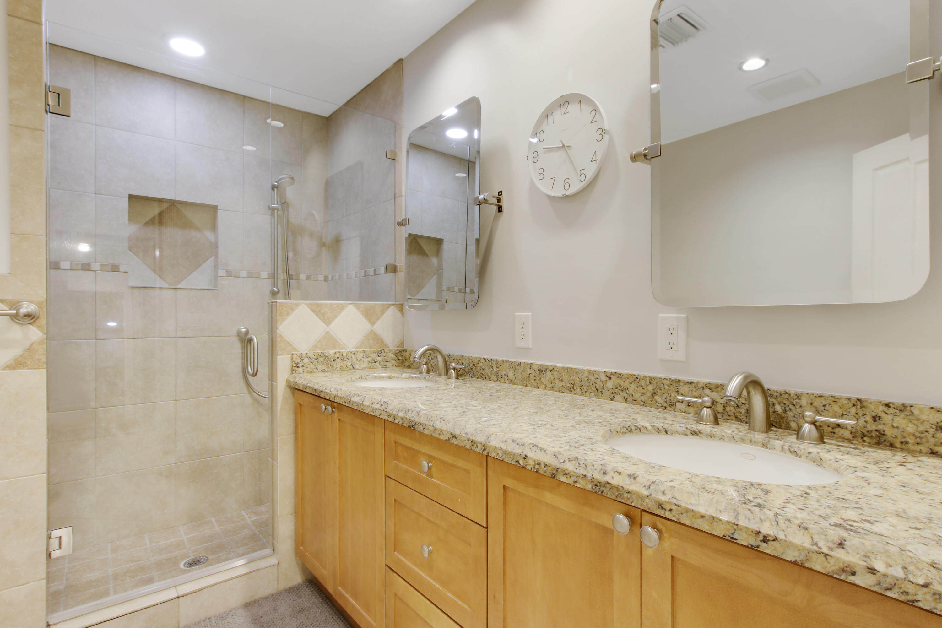 985 Laurel Road North Palm Beach, FL 33408 - Photo 29 of 33 30
