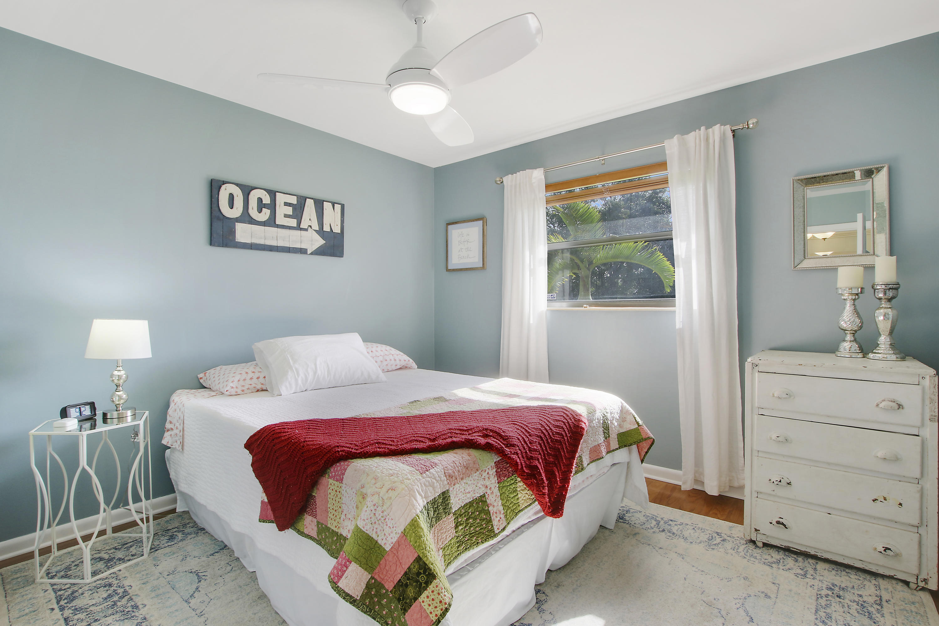 985 Laurel Road North Palm Beach, FL 33408 - Photo 6 of 33 6