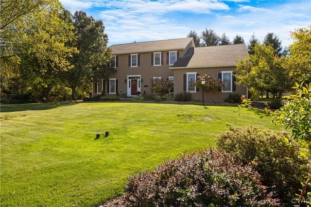 $750,000 | 8000 Austrian Pine Circle, Manlius, NY 13104