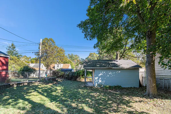 $59,900 | 3611 Homewood Avenue, Lansing, MI 48910