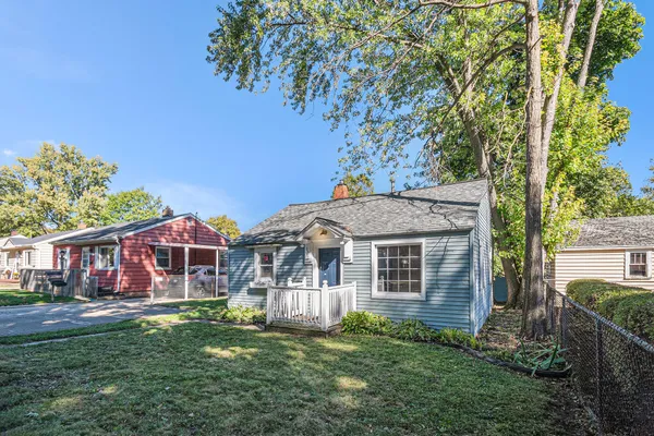 $59,900 | 3611 Homewood Avenue, Lansing, MI 48910