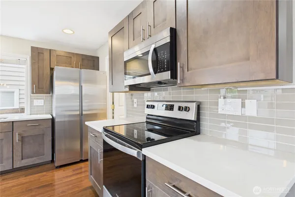 $3,650 | 10159 223rd Place Northeast, Redmond, WA 98053