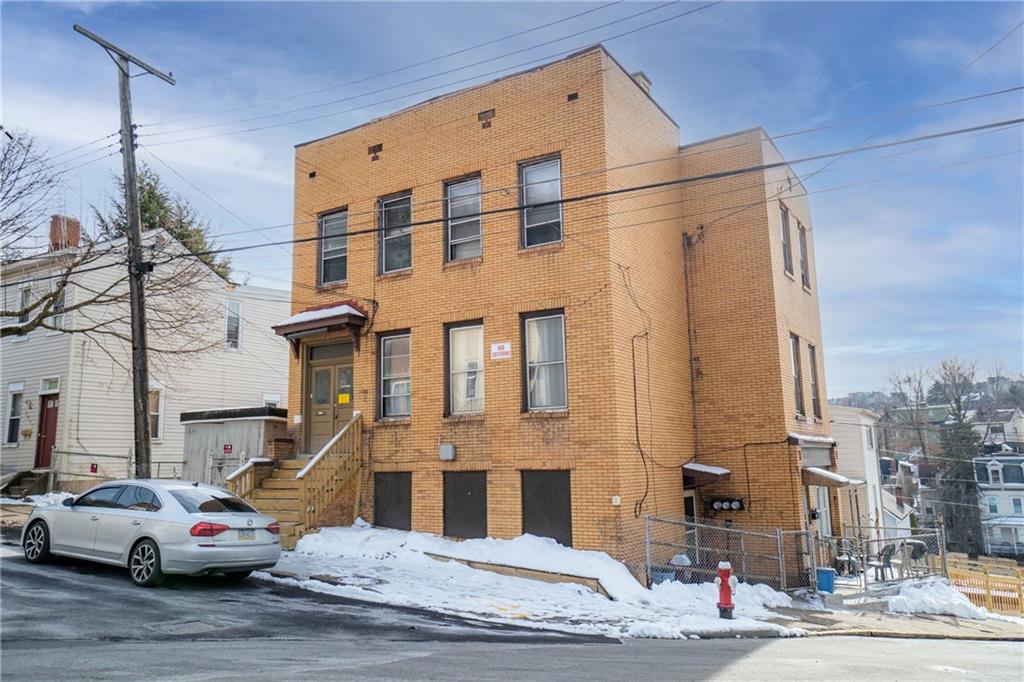 3245 Rothpletz Street Pittsburgh, PA 15212 - Photo 1 of 24 Gallery Image 1
