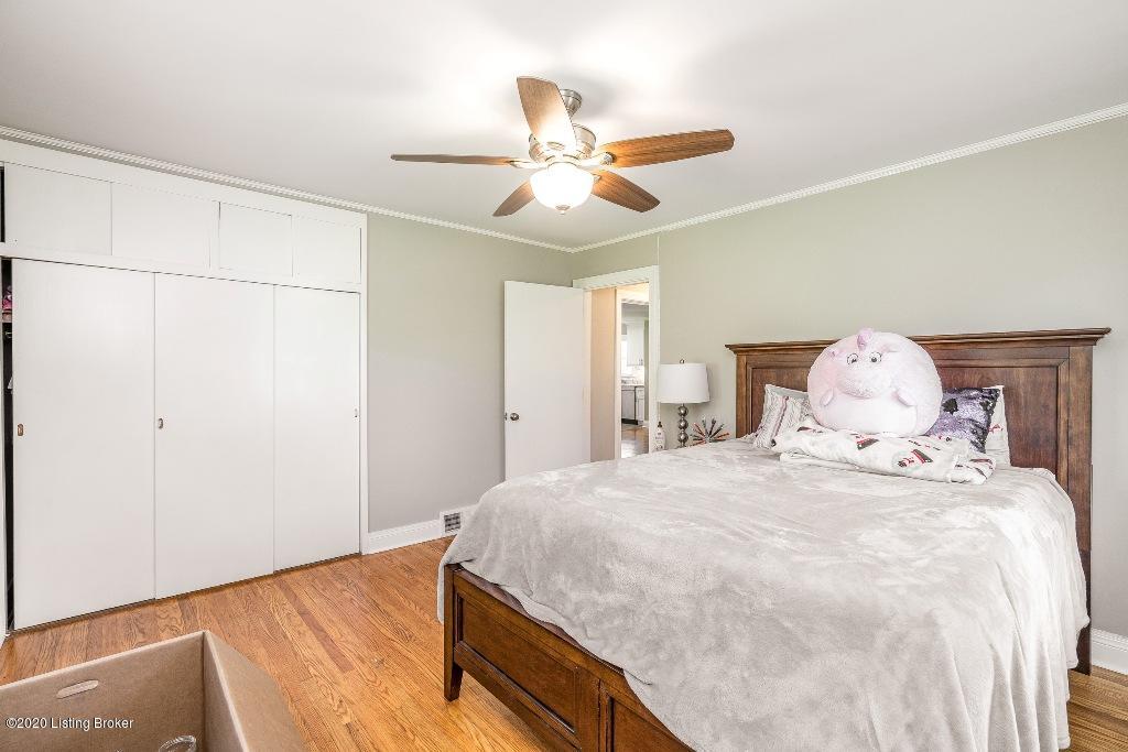 4321 Lowe Road Louisville, KY 40220 - Photo 18 of 26 Bedroom 2