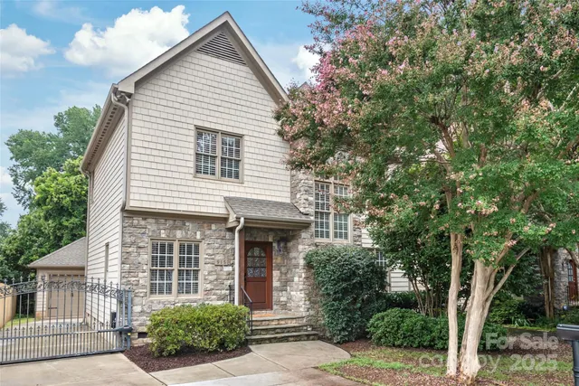 $735,000 | 915 Millbrook Road, Charlotte, NC 28211