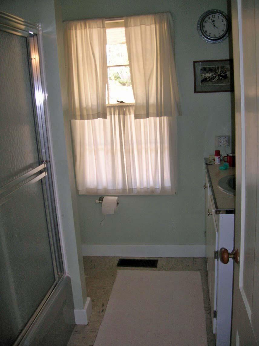 441 Harpswell Islands Road Harpswell, ME 04079 - Photo 20 of 34 The_Narrows_Bath