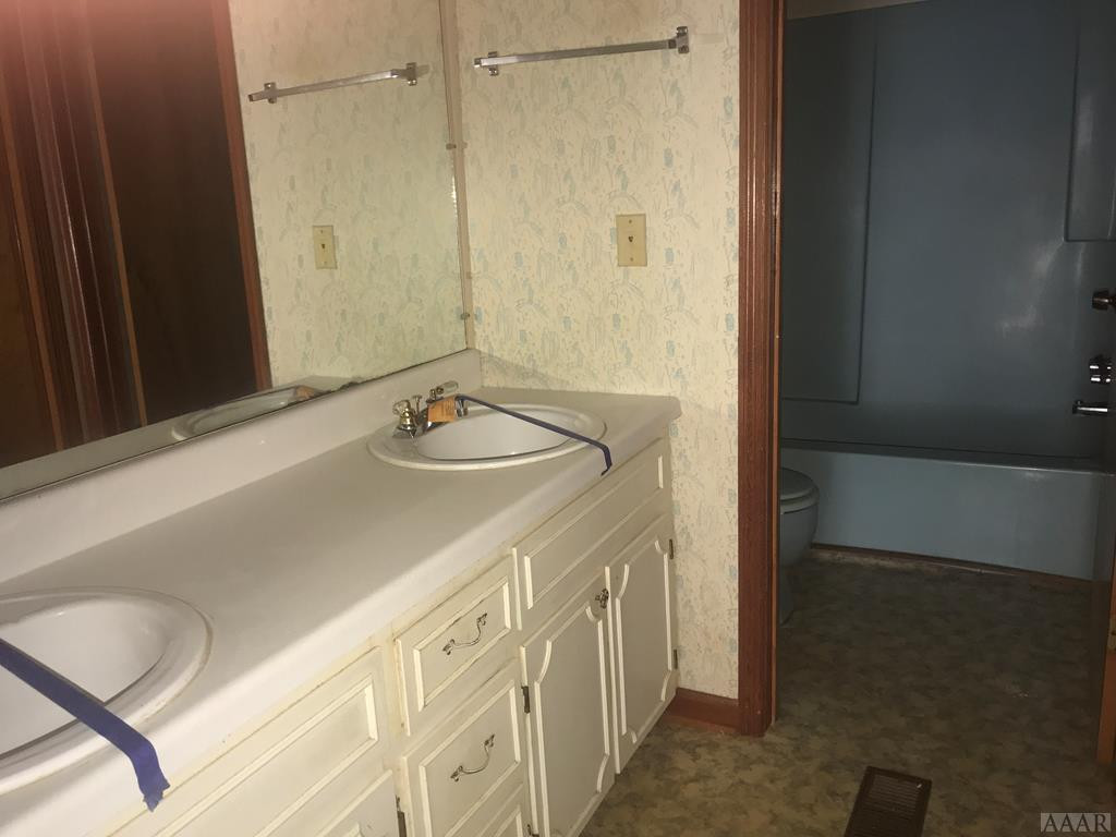 1253 Northside Road Elizabeth City, NC 27909 - Photo 12 of 24 Gallery Image 12
