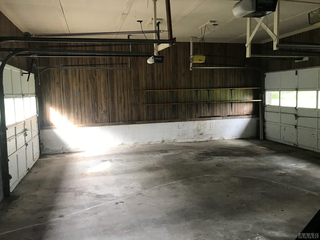 1253 Northside Road Elizabeth City, NC 27909 - Photo 22 of 24 2 car garage drive through