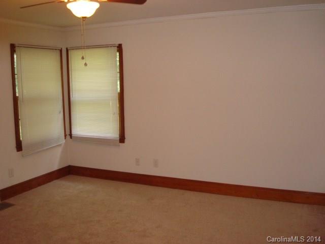 503 Park Road Dallas, NC 28034 - Photo 11 of 23 Gallery Image 11