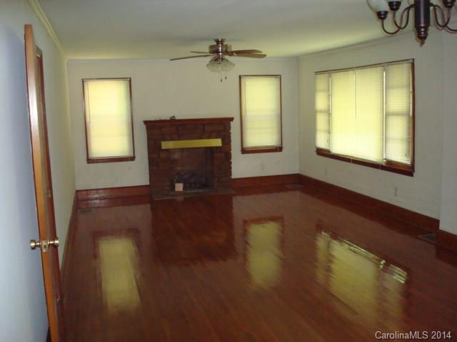 503 Park Road Dallas, NC 28034 - Photo 9 of 23 Gallery Image 9