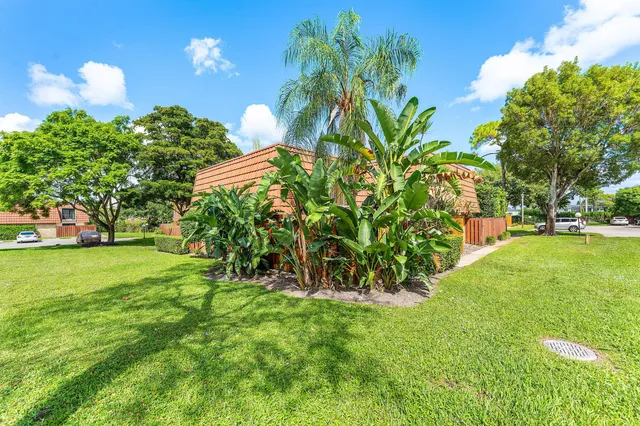 $2,900 | 3007 San Clara Drive, Unit 5B, Delray Beach, FL 33445