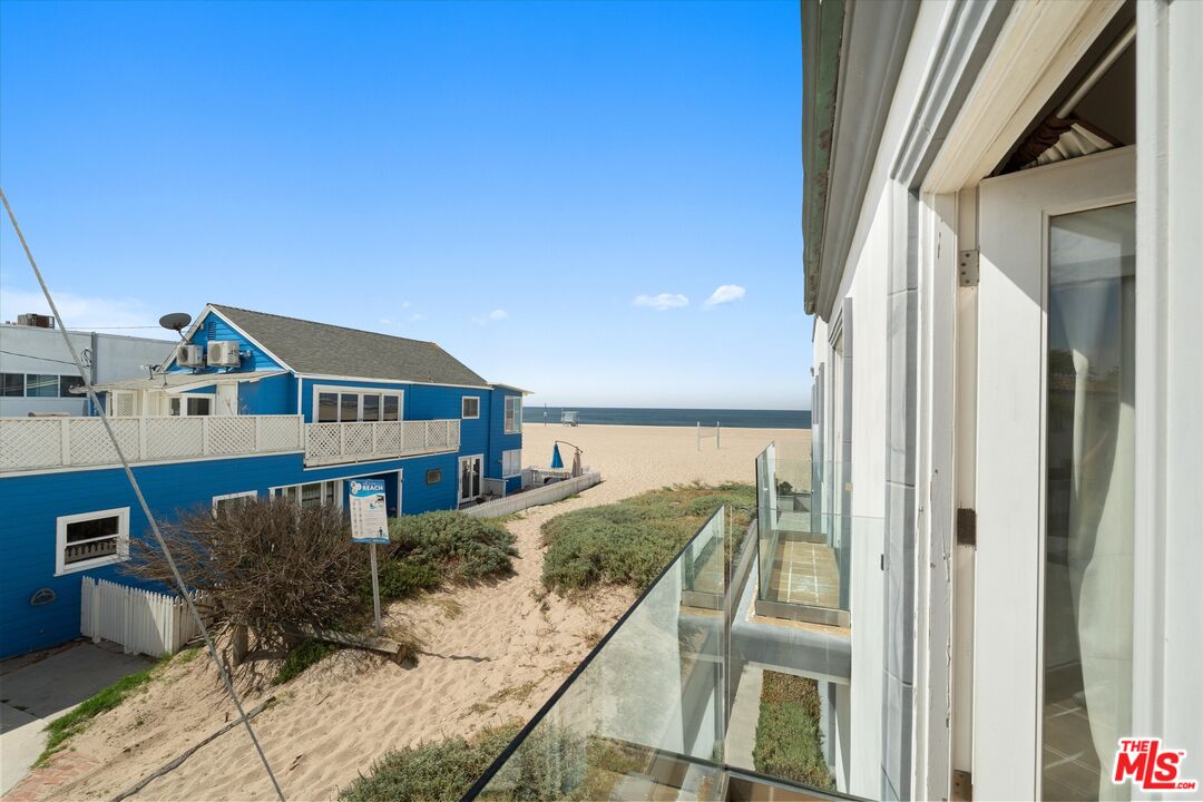 6419 Ocean Front Walk Playa del Rey, CA 90293 - Photo 31 of 57