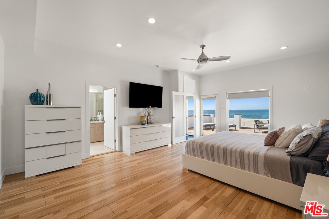 6419 Ocean Front Walk Playa del Rey, CA 90293 - Photo 40 of 54