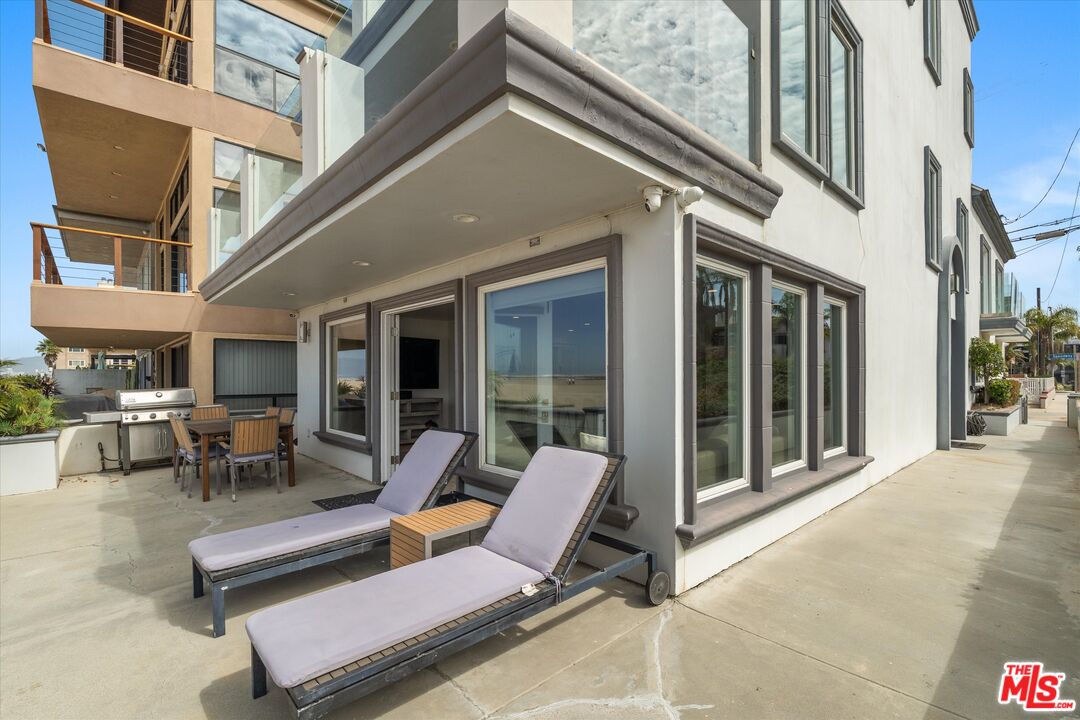 6419 Ocean Front Walk Playa del Rey, CA 90293 - Photo 45 of 54