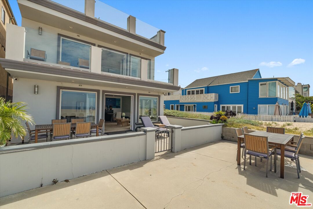 6419 Ocean Front Walk Playa del Rey, CA 90293 - Photo 47 of 54