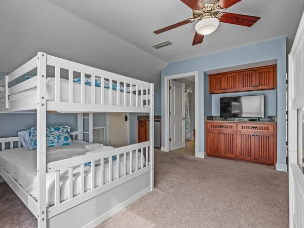 $1,290,000 | 1604 Ivy Way, Eastpoint, FL 32328