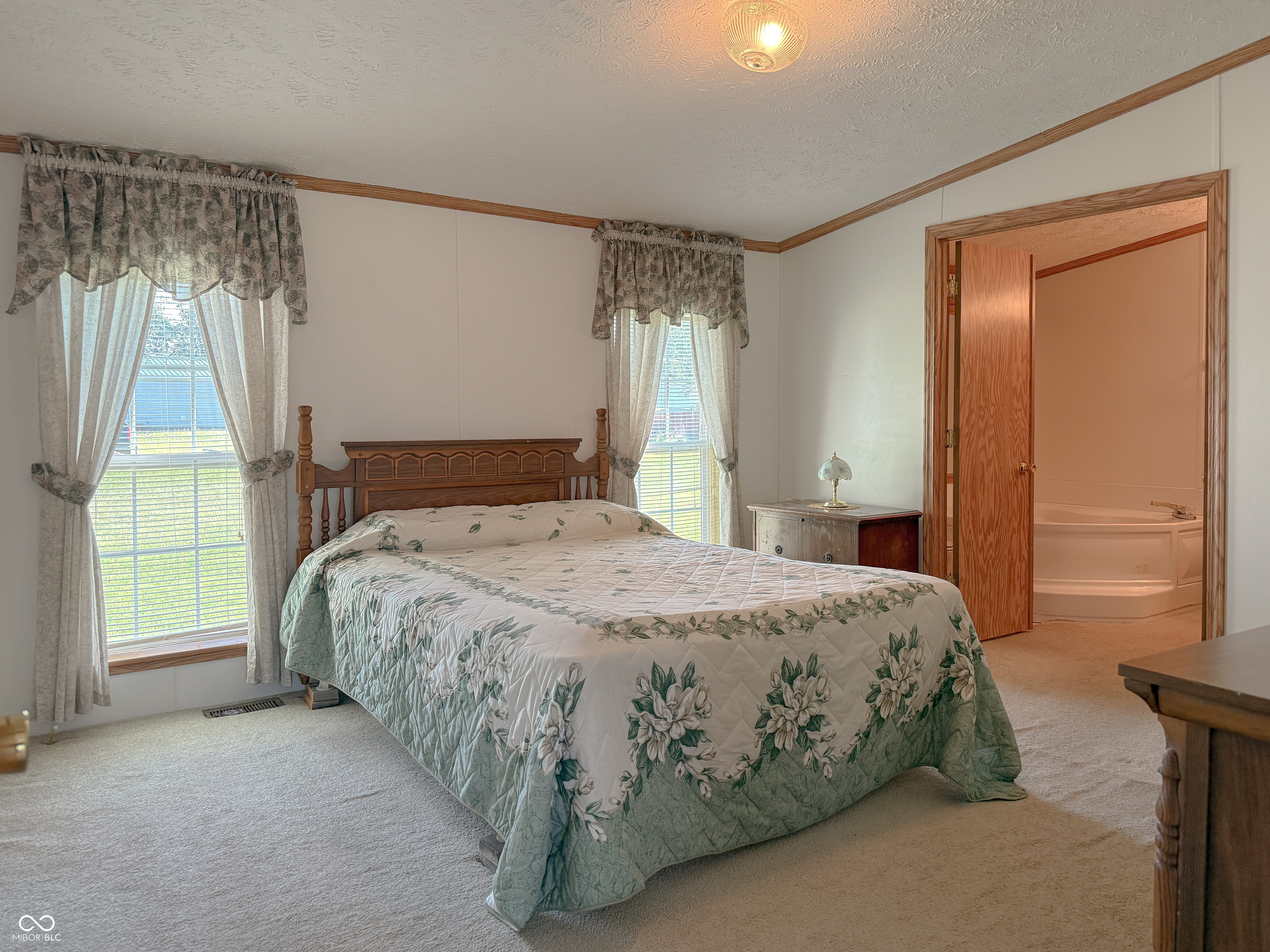 615 High Street Hope, IN 47246 - Photo 11 of 18 Gallery Image 11