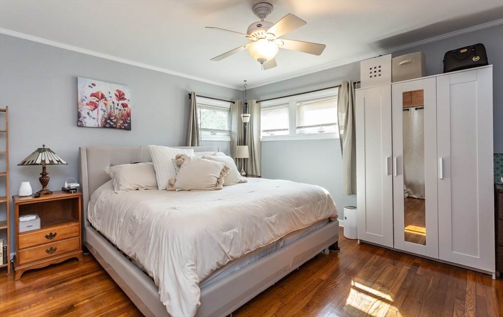 69 Beardsworth Road Tiverton, RI 02878 - Photo 8 of 21 Gallery Image 8