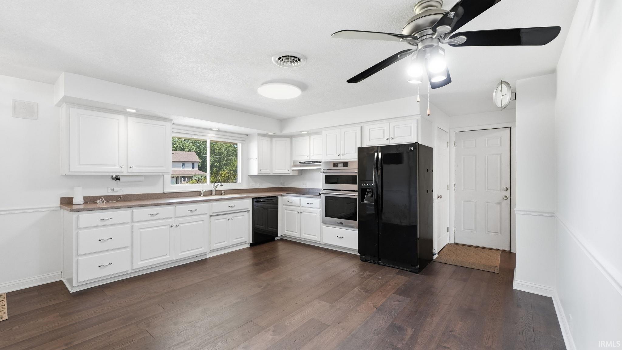 10012 Hosler Road Leo, IN 46765 - Photo 10 of 43