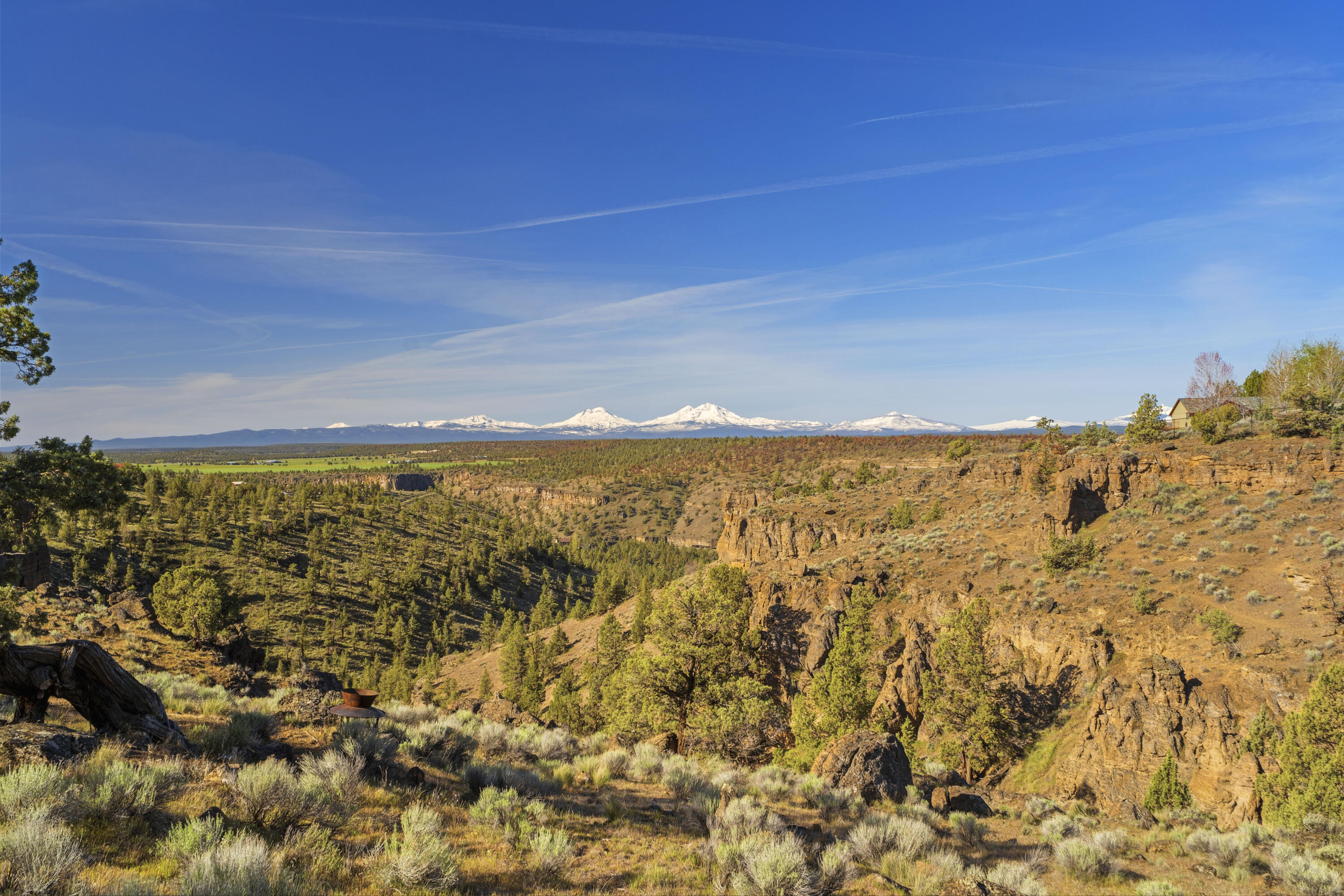 9318 Southwest Panorama Road Terrebonne, OR 97760 - Photo 30 of 45 a view of ocean