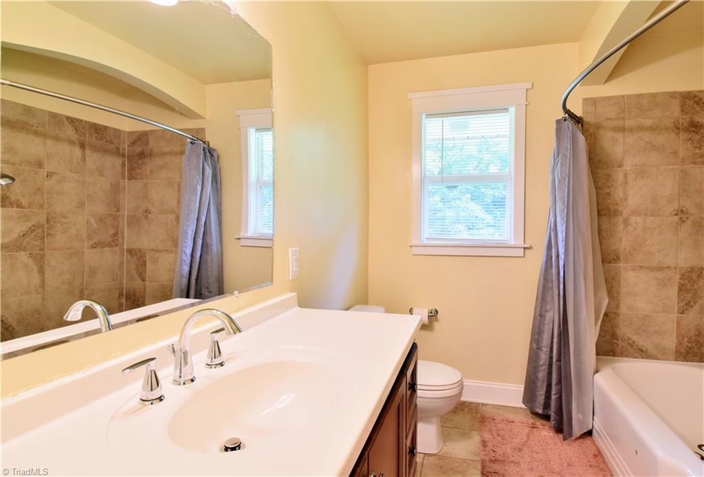3413 Baxter Road Southeast Winston-Salem, NC 27107 - Photo 14 of 24 Gallery Image 14