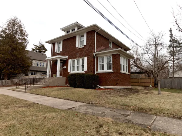 $269,000 | 404 North Prairie Avenue, Joliet, IL 60435