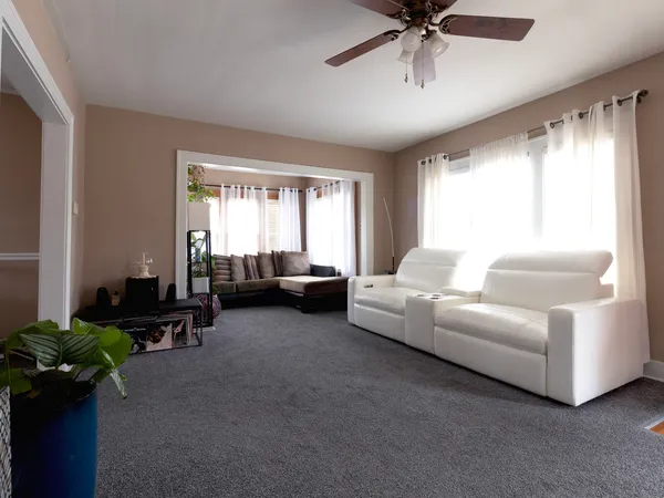 $269,000 | 404 North Prairie Avenue, Joliet, IL 60435