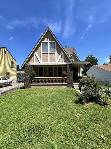 $149,000 | 423 North Brighton Avenue, Kansas City, MO 64123