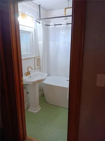 $149,000 | 423 North Brighton Avenue, Kansas City, MO 64123