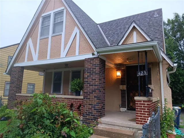 $149,000 | 423 North Brighton Avenue, Kansas City, MO 64123
